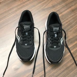 Saucony Cohesion 13 Tennis shoe